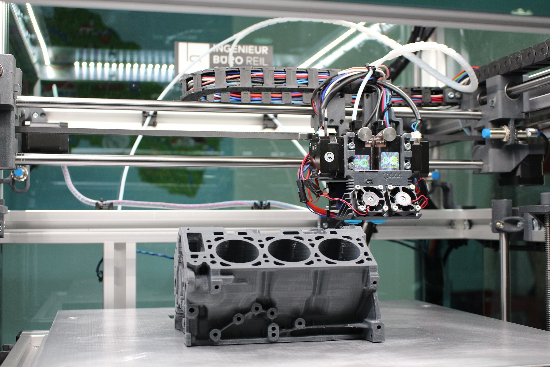 additive manufacturing in Dubai | Avail 3D Printing Service in Dubai With Ultratec